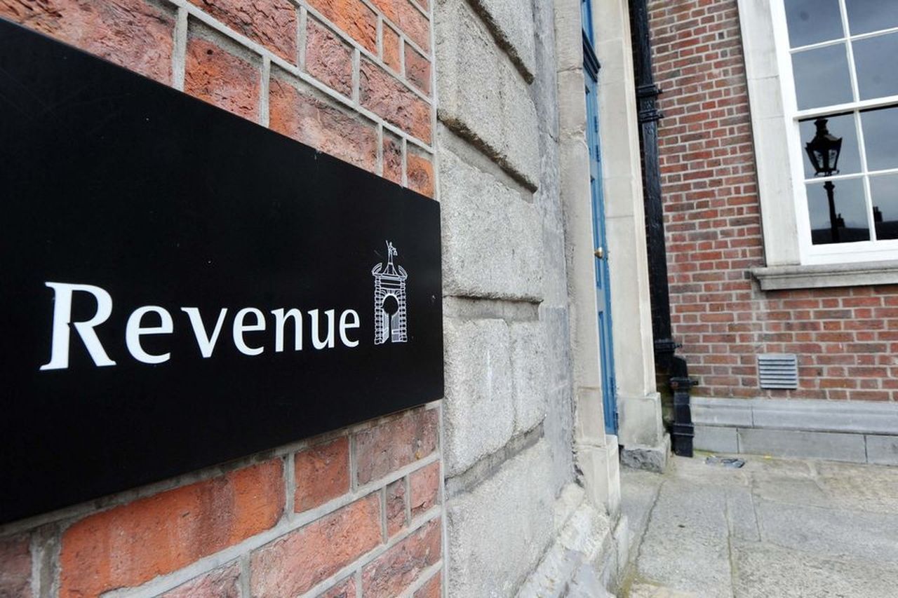 Revenue officers seize €580,000 worth of herbal cannabis at Dublin Port – May 2025 operation highlighting customs enforcement and financial compliance risks for Irish businesses.