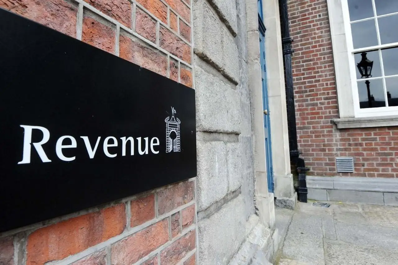 Revenue officers seize €580,000 worth of herbal cannabis at Dublin Port – May 2025 operation highlighting customs enforcement and financial compliance risks for Irish businesses.